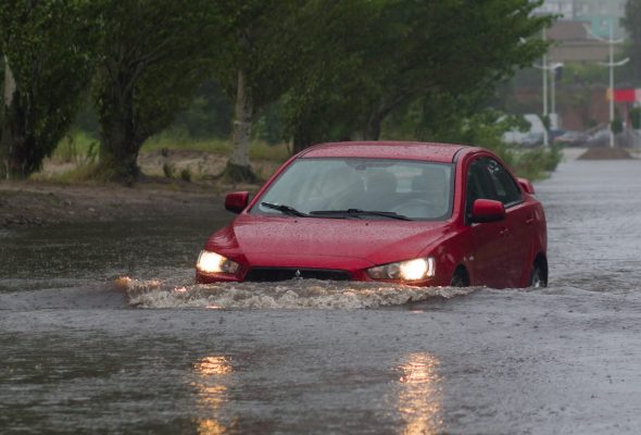 Motor submerso com calço hidraulico